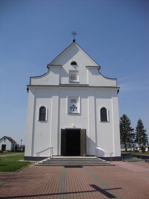 Kościół Matki Bożej Różańcowej w Kłopotach Stanisławach